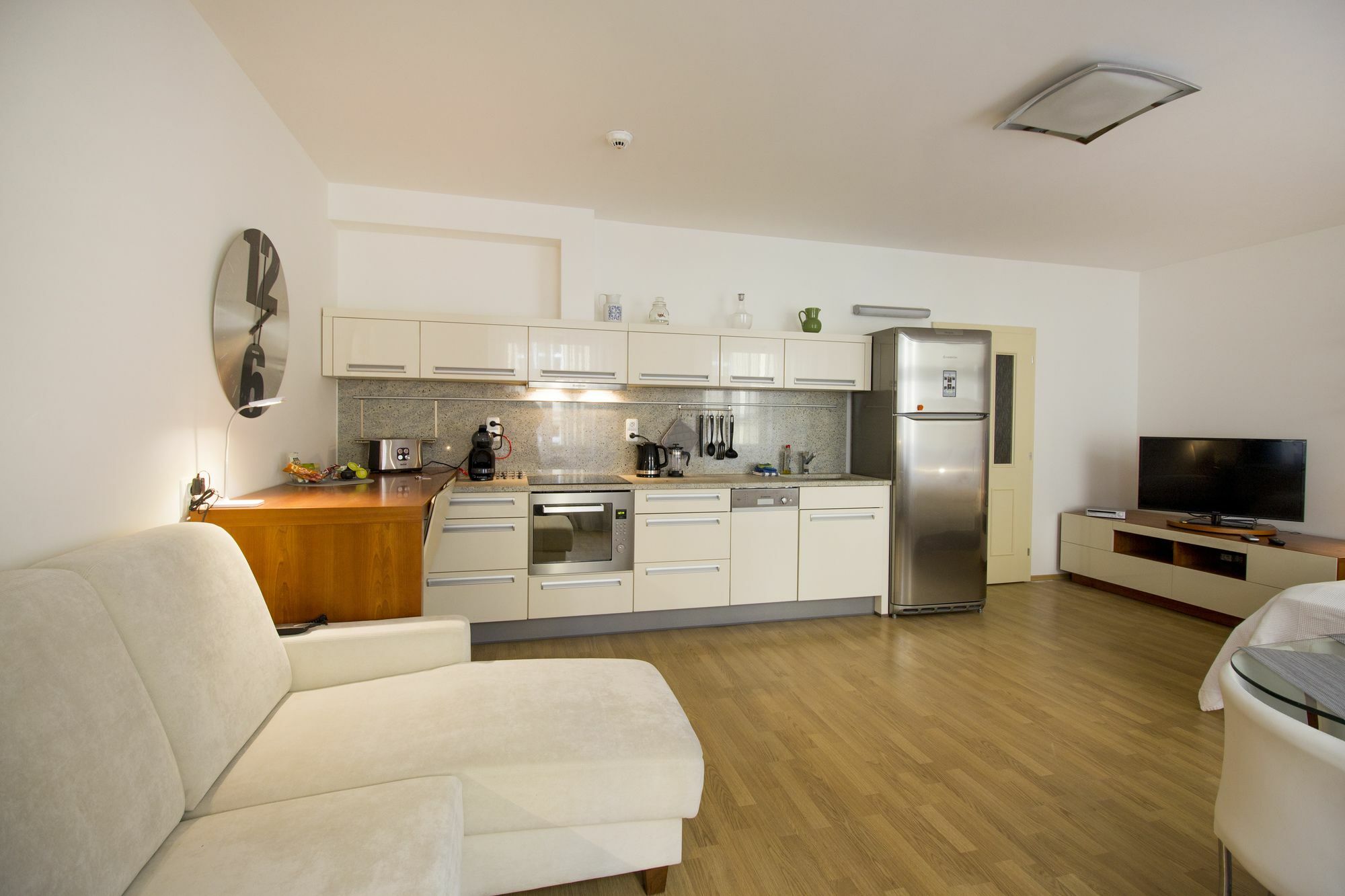 Luxurious Apartment Near Prague Castle Екстер'єр фото